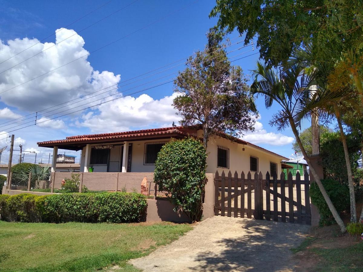 Paraiso Em Serra Negra Lindoia Com Linda Paisagem Exterior photo