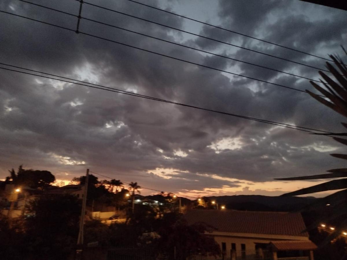 Paraiso Em Serra Negra Lindoia Com Linda Paisagem Exterior photo